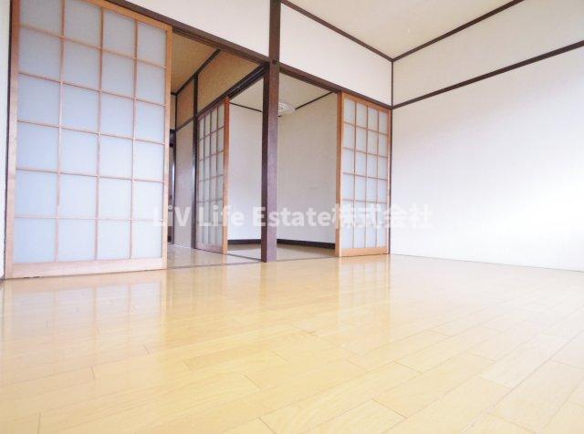 高丸コーポの居間・リビング