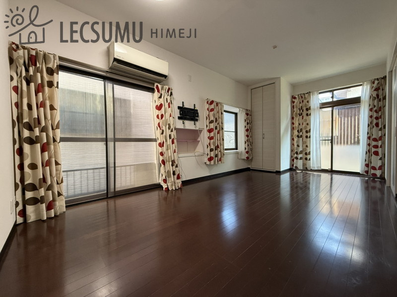 姫路市広畑区高浜町４丁目／中古戸建の居間・リビング