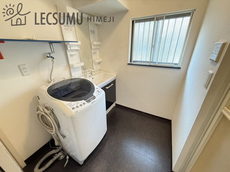 姫路市広畑区高浜町４丁目／中古戸建の脱衣所