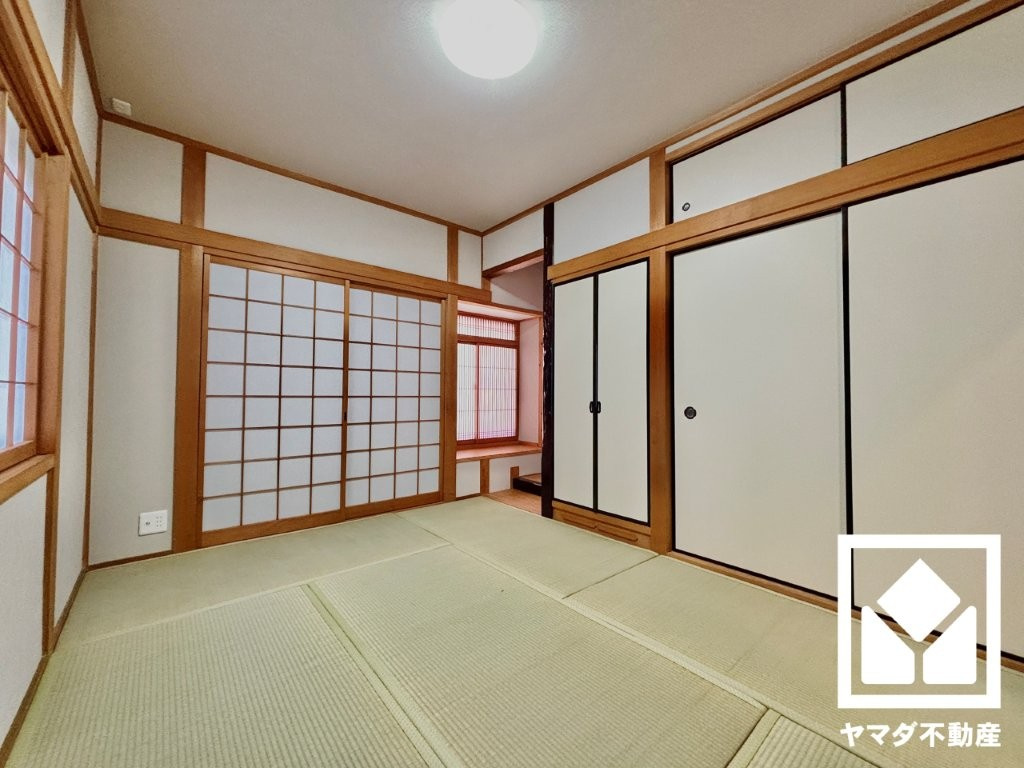 八幡市八幡吉原の和室