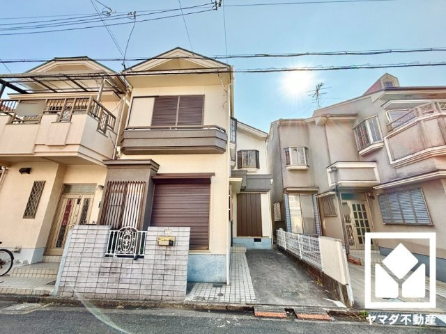 八幡市八幡吉原の外観