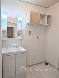 サンドール南の洗面所|シャンプードレッサー新品