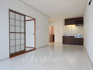 サンドール南の居間・リビング