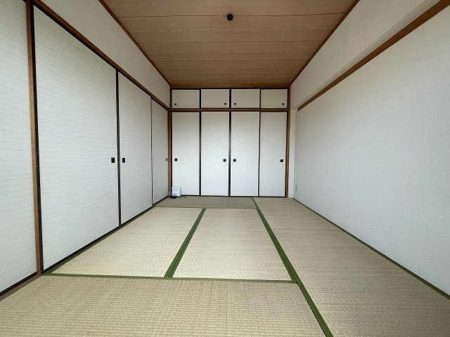 ドミール藤治の和室