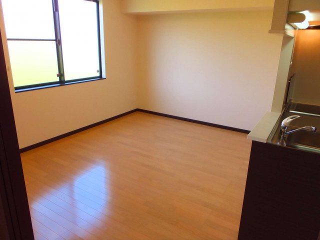 レオネクストエスポワールの居間・リビング