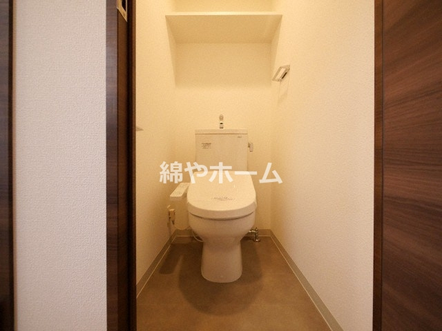 レオンコンフォート難波西Ⅱのトイレ|シンプルで使いやすいトイレです