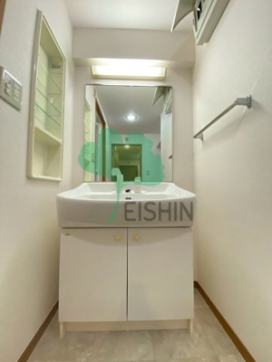 【洗面所】 | サン・ビオ空港通り | シンプルで使いやすい洗面台です！