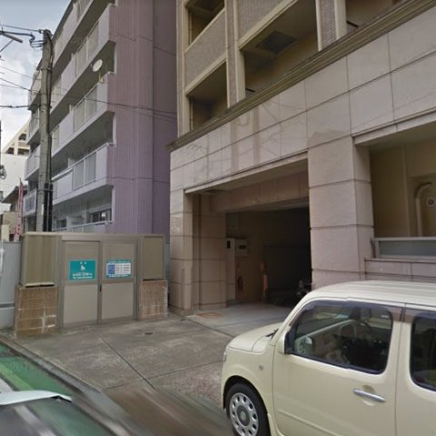 シンフォニア美野島のエントランス