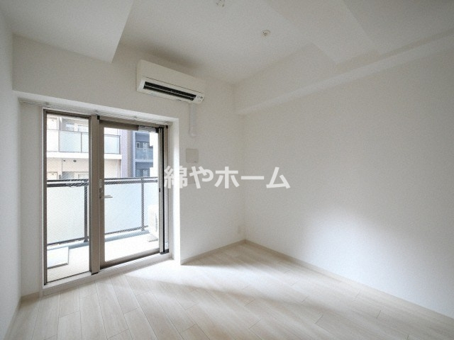 エスリード難波ステーションゲート　ノーステラスの居間・リビング|使いやすい居間です