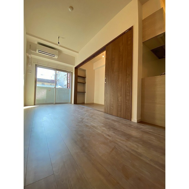 レーベン姪浜駅前の居間・リビング