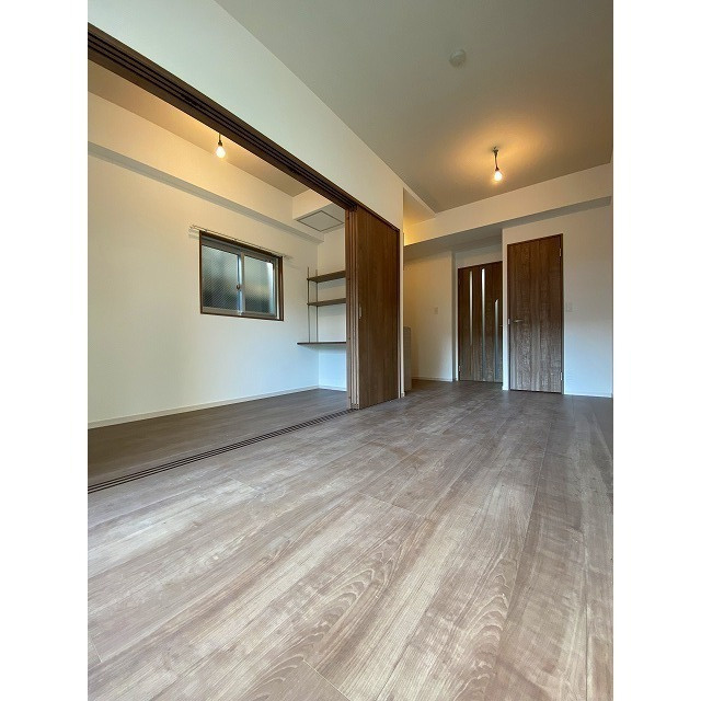 レーベン姪浜駅前の居間・リビング