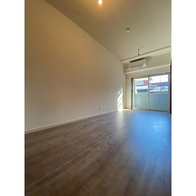 レーベン姪浜駅前の居間・リビング