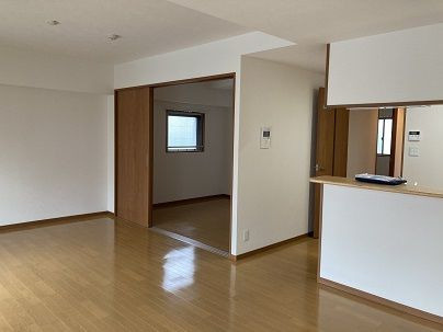 レセーナ姪浜の居間・リビング