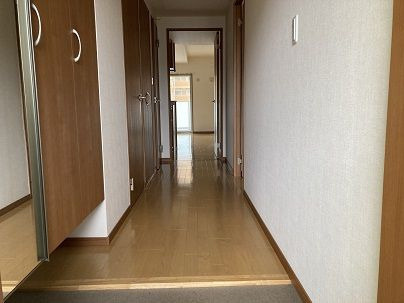 レセーナ姪浜の玄関