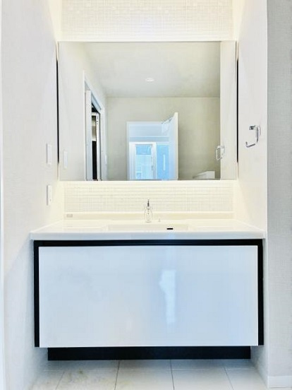 渋谷区広尾１丁目の賃貸マンションのその他|洗面