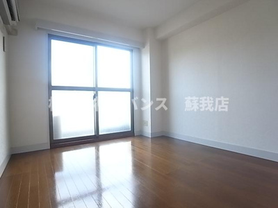 【居間・リビング】 | 南町シティマンション | 居間です