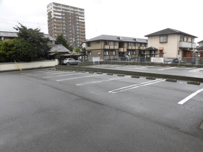 【駐車場】 | ボヌール羽屋K | 駐車場