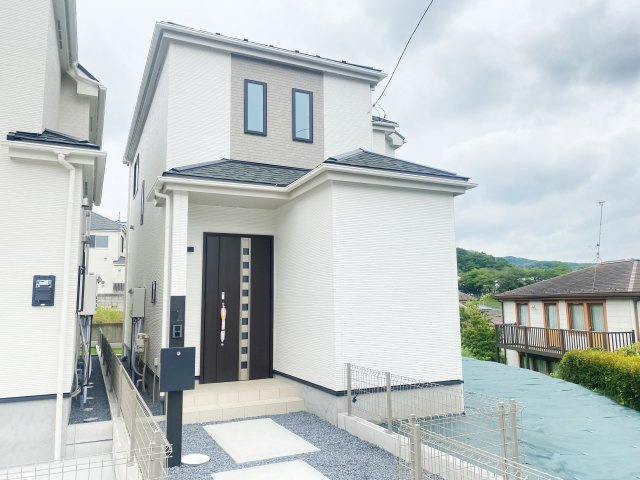 祝　成約済み　八王子市　元八王子町　新築戸建ての外観|～仲介手数料無料☆八王子ひなた不動産～八王子市元八王子町　新築戸建て