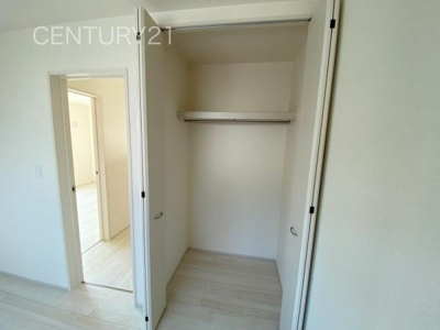 【収納】 | 第2前橋川曲 2号棟 | ハンガーパイプ付きクローゼットです。