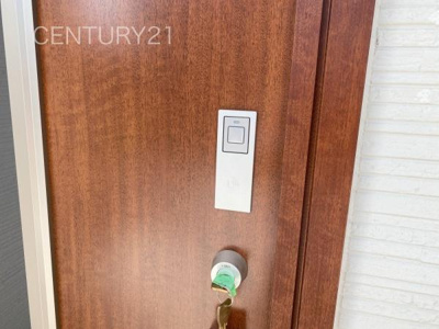 【玄関】 | 第2前橋川曲 2号棟 | スマートキー付き玄関ドア