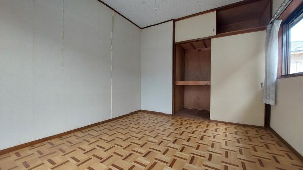 和歌山市紀三井寺　中古戸建の洋室