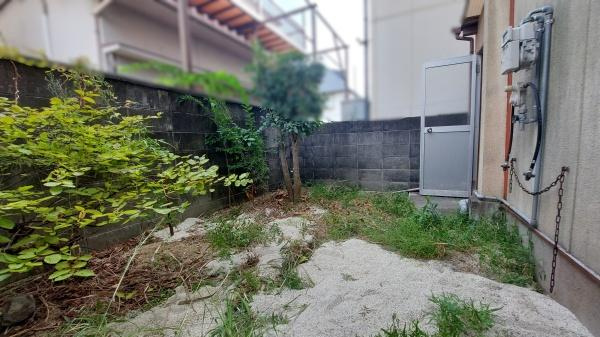 和歌山市紀三井寺　中古戸建の庭