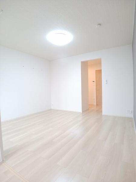 リュミエールＢ