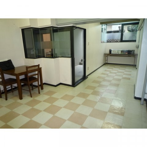 岐阜市玉姓町１丁目の店舗事務所の内装