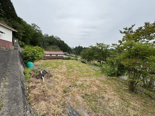 中古戸建　　　　　北広島町吉木のその他|114坪の畑はドグランに最適です！