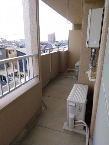 シャトー東山のバルコニー