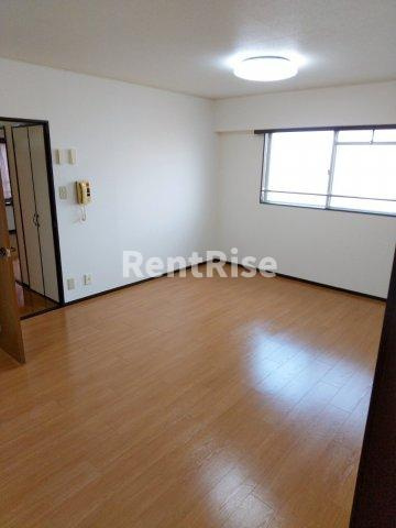 シャトー東山の居間・リビング