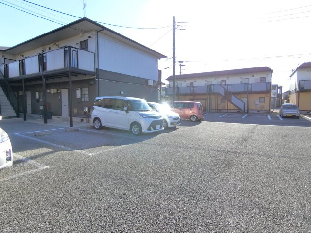 タウンコート田間Dの駐車場