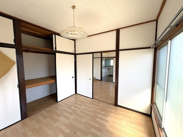 サンコーポ大網の洋室