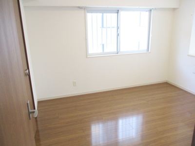 【洋室】 | ファミールマンションひらた | 写真は別のお部屋となっております。