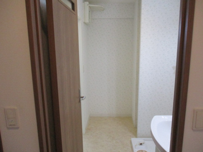 【洗面所】 | ファミールマンションひらた | 写真は別のお部屋となっております。