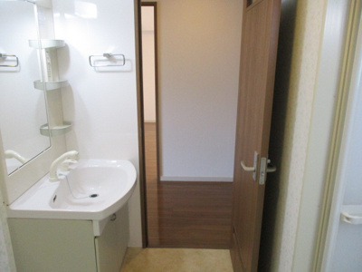 【洗面所】 | ファミールマンションひらた | 写真は別のお部屋となっております。