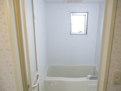 【浴室】 | ファミールマンションひらた | 写真は別のお部屋となっております。