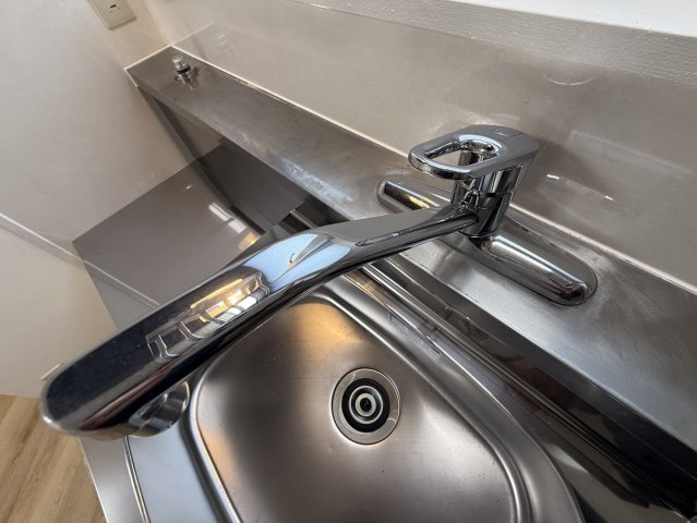 【 仲介手数料無料対象物件 】エクセレント櫛原のキッチン|使い勝手の良いシングルレバーの水栓