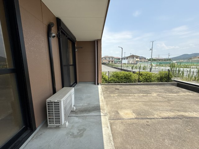 サンシャイン２号館のバルコニー