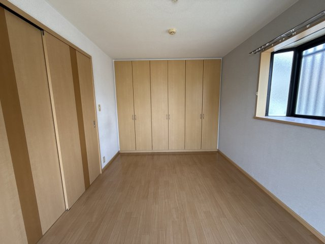 サンシャイン２号館の寝室