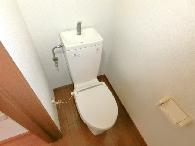 剣英館Ⅱのトイレ