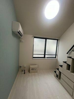 メゾン フルール 小岩駅前の洋室