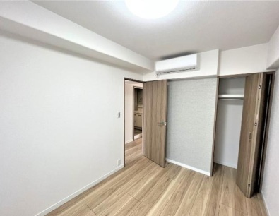 グリーンパーク鳩ケ谷Bの洋室|使い勝手のいい洋室です