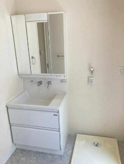 南城市玉城新築戸建て　Ｃ棟の独立洗面台