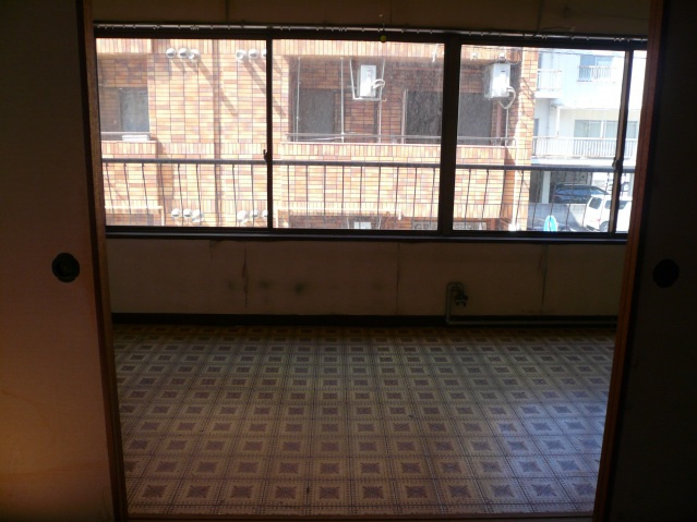 サンコーポラスの居間・リビング|居間です