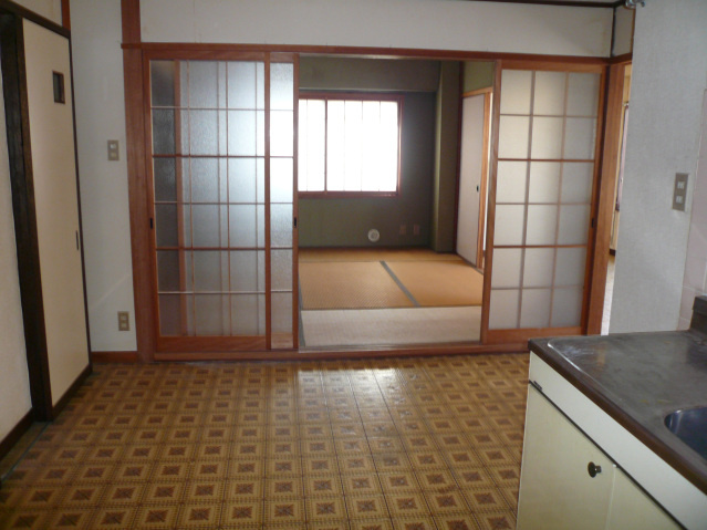 サンコーポラスの居間・リビング|ゆったりとしたリビングです