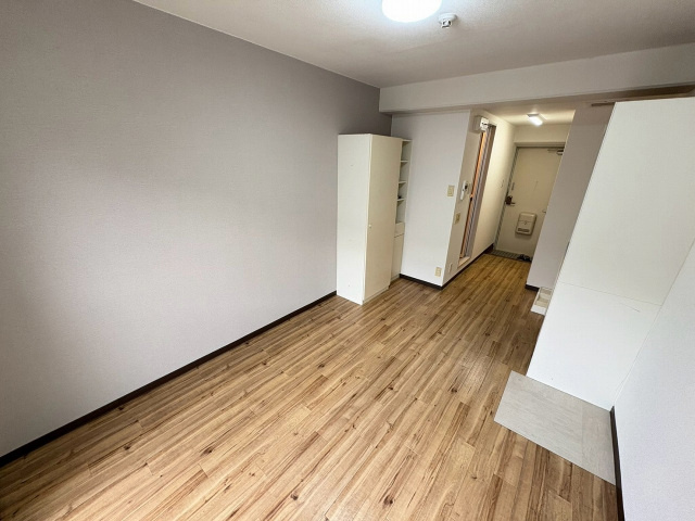 中道ビルの洋室|コンパクトで使いやすい洋室です