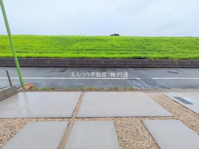 中須町2期の駐車場
