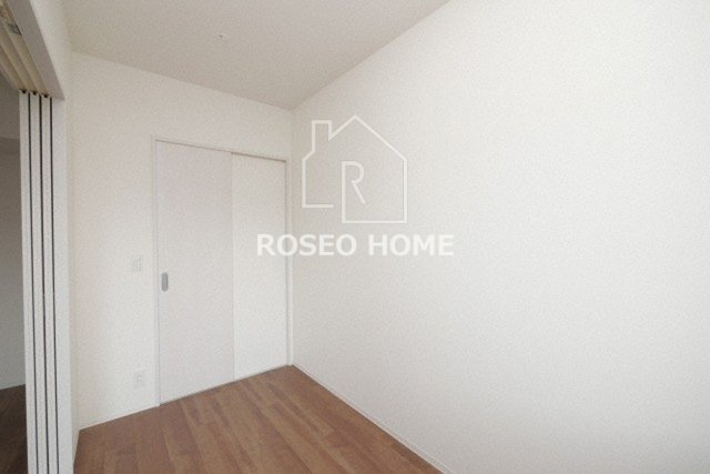 ファーストフィオーレ九条Ⅱの洋室