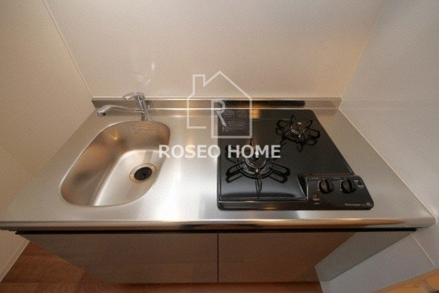 ファーストフィオーレ九条Ⅱのキッチン